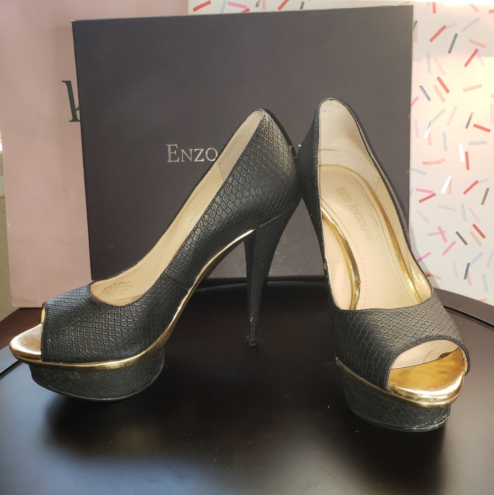 Black Stilleto Platform Heels